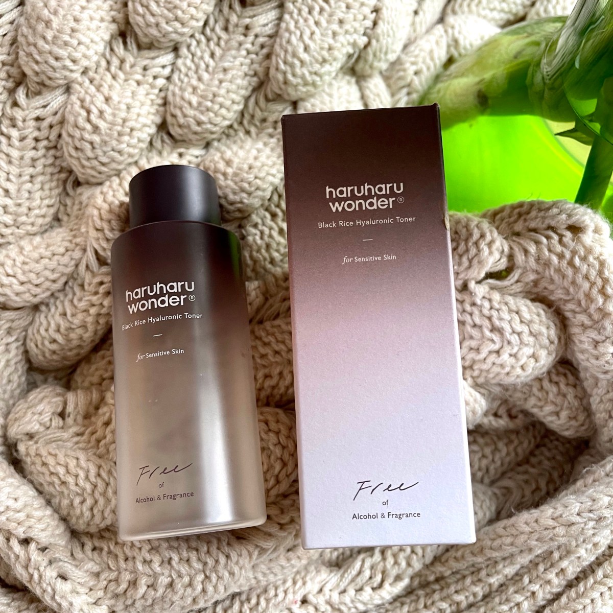 Haru Haru Wonder Black Rice Hyaluronic Toner Review |ahappyplaces.com